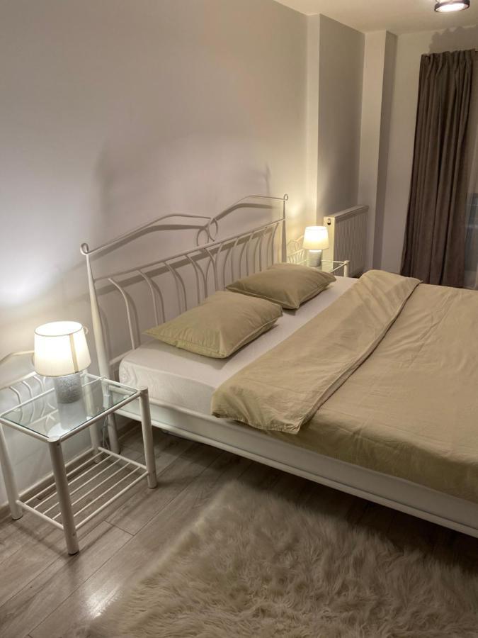 דירות אורדאה Apartament Ana Premium מראה חיצוני תמונה