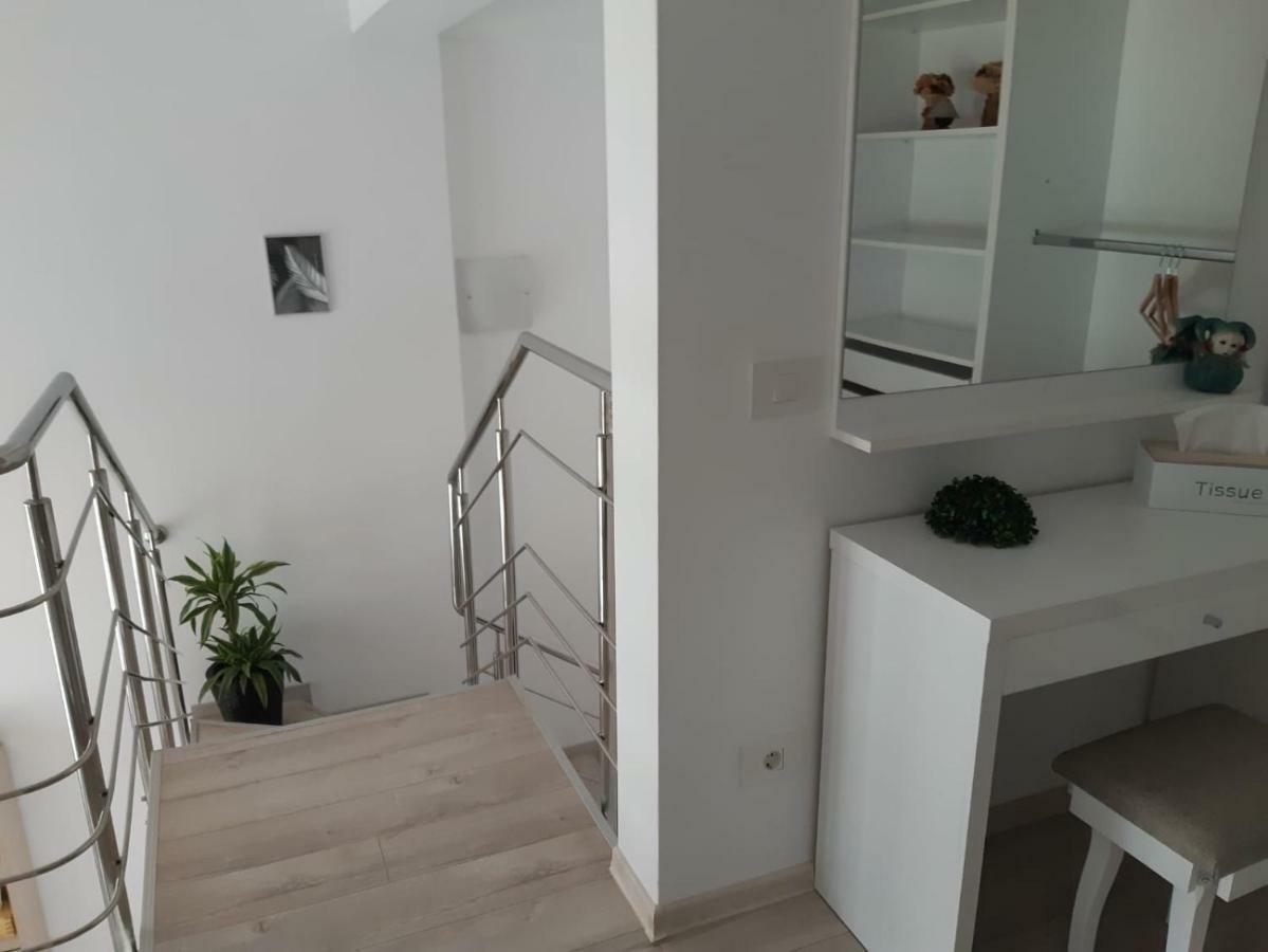 דירות אורדאה Apartament Ana Premium מראה חיצוני תמונה
